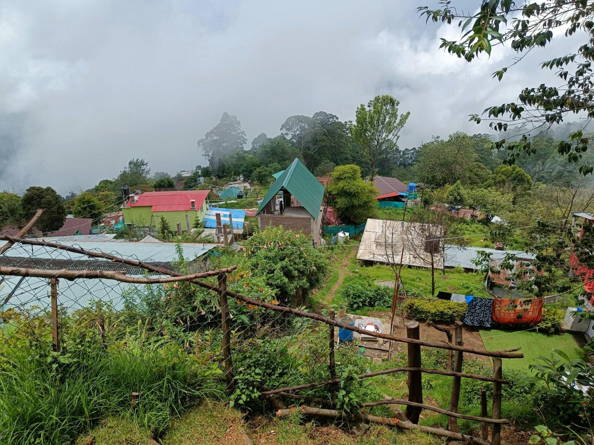 Cozy Huts Villa โกไดกานัล ภายนอก รูปภาพ